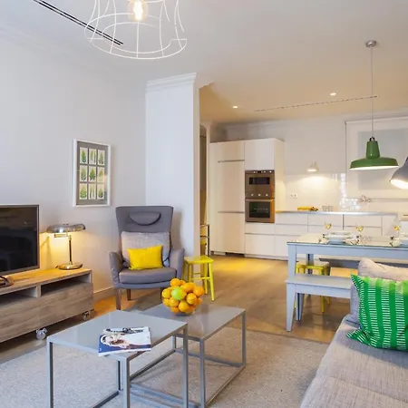 Ola Living Broto Apartment *
